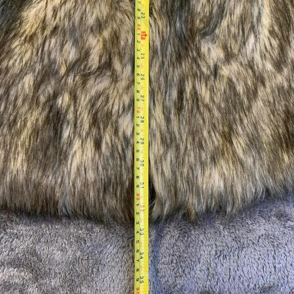 Michael Kors Brown and Cream Fall‎ Faux Fur Downtown City Vest Size Small
